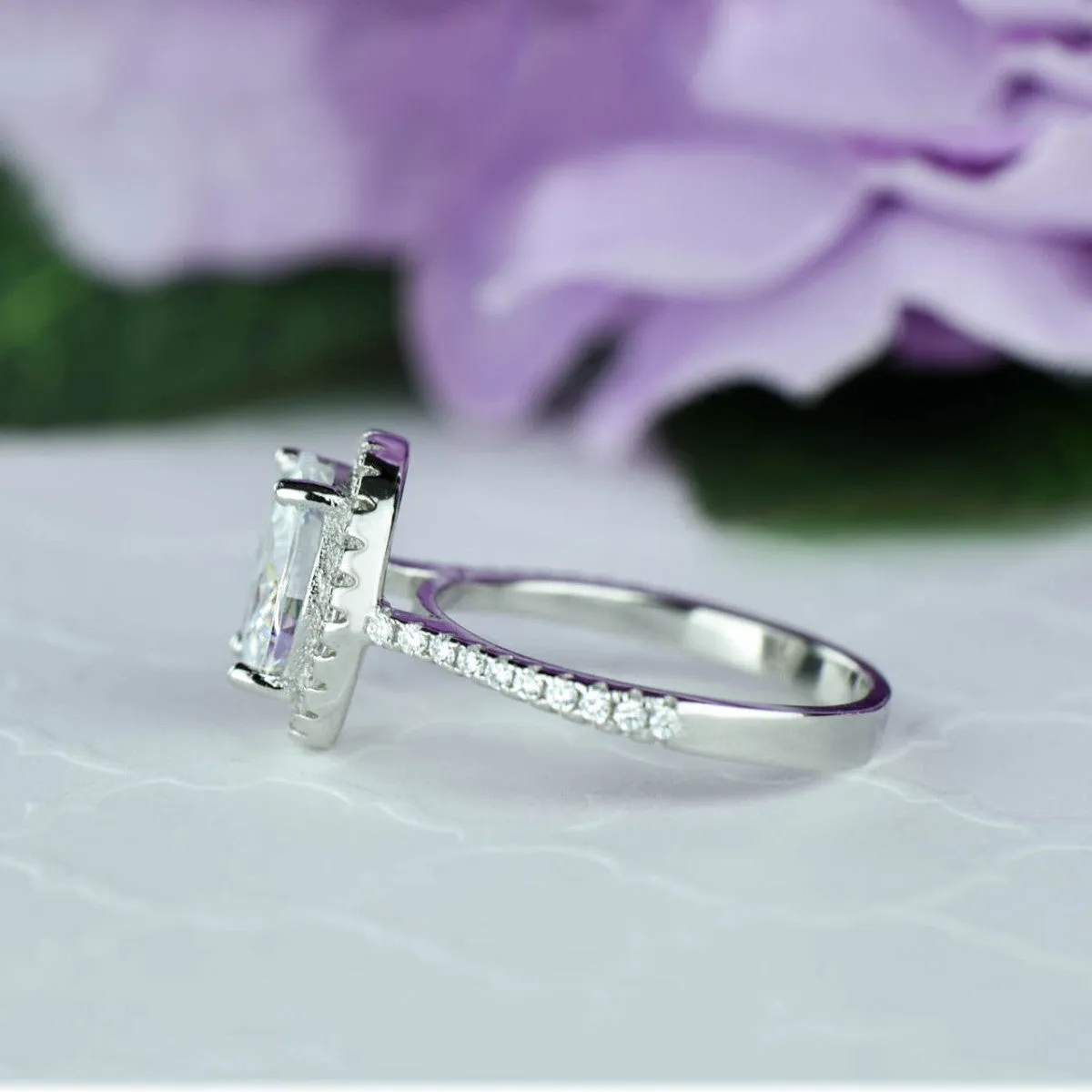 2.25 ctw Oval Halo Ring