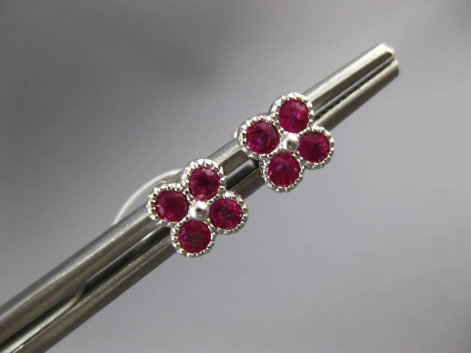 ESTATE .61CT AAA RUBY 18K WHITE GOLD 4 LEAF CLOVER FILIGREE FLOWER STUD EARRINGS