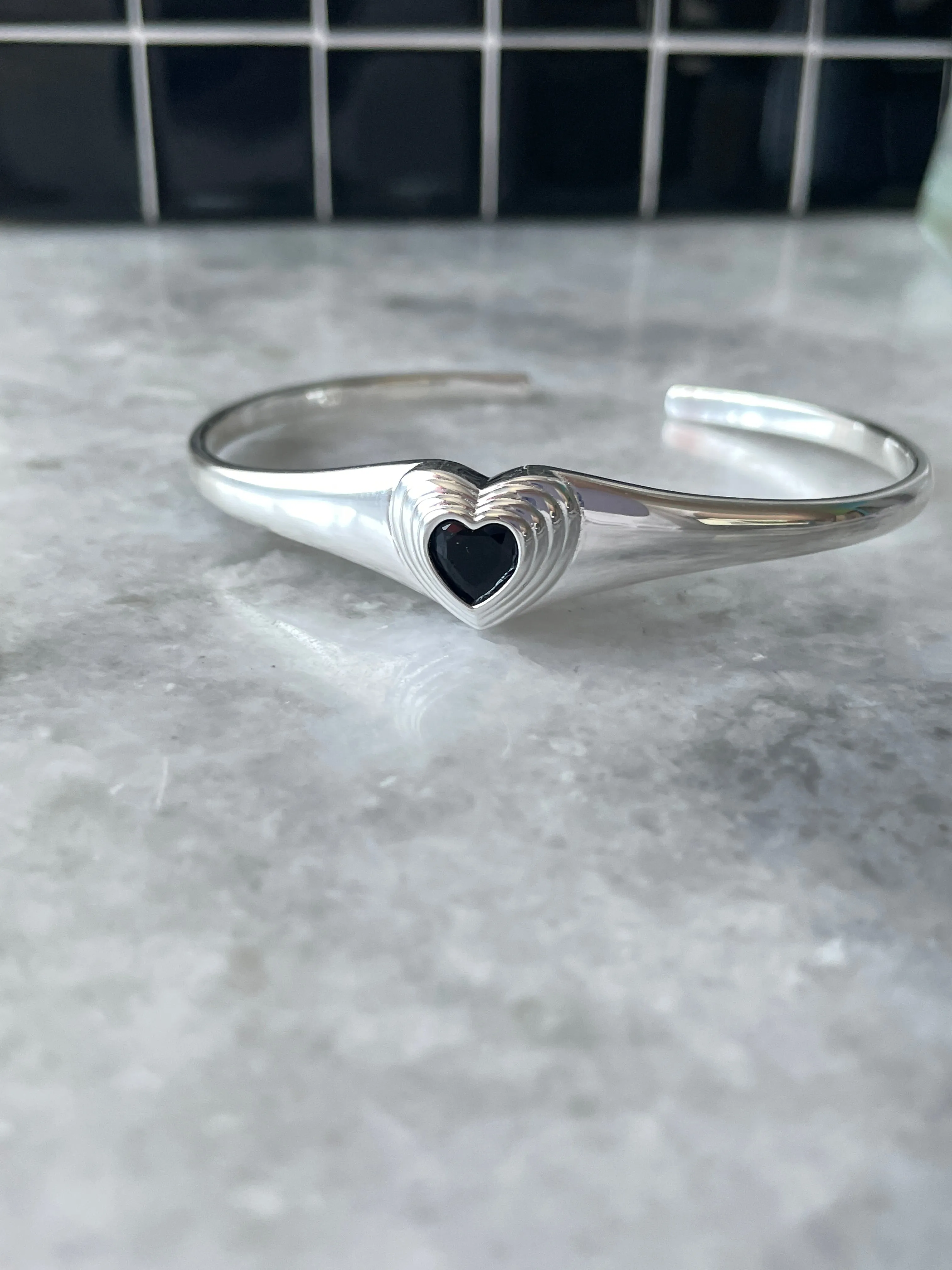 Harin Heart Cuff 925 Silver Bracelet