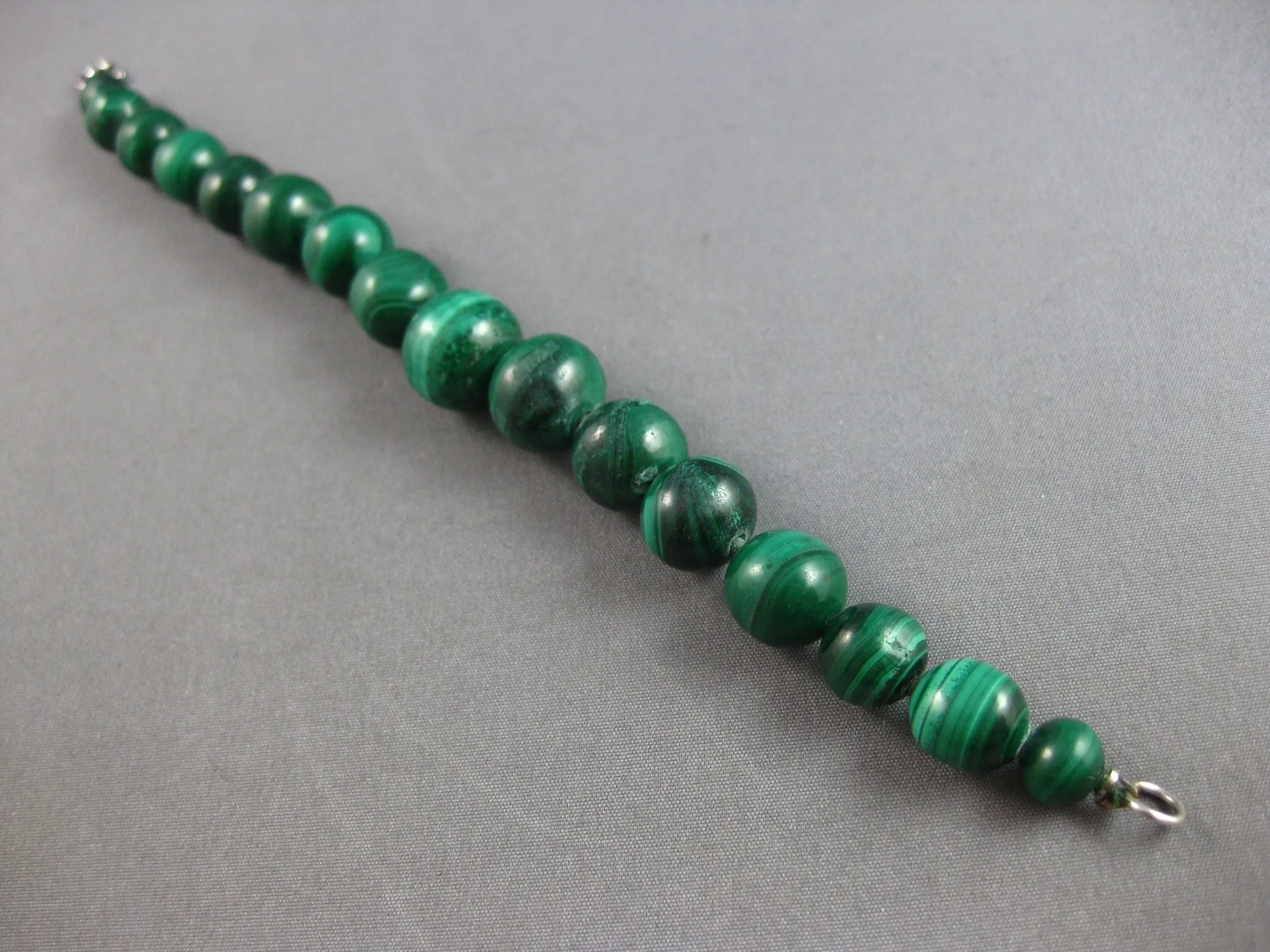 LONG AAA GREEN SERPENTINE 14K WHITE GOLD 3D GRADUATING BEAD LOVE BRACELET #27826