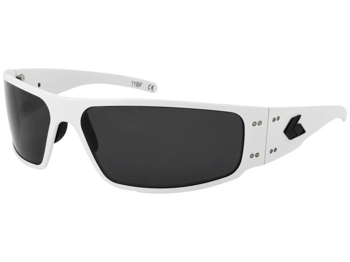 Magnum Cerakote White / Smoked Polarized