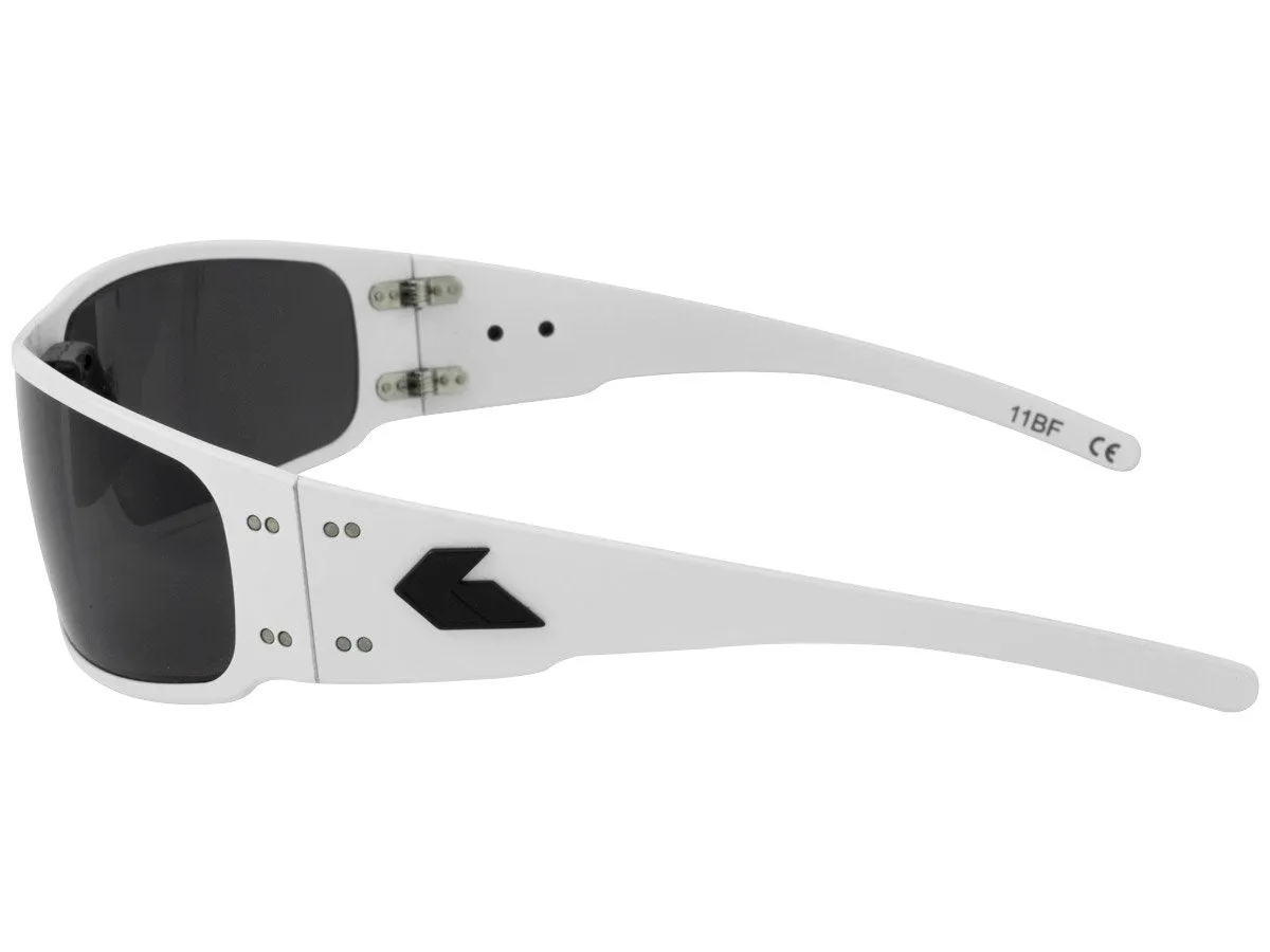 Magnum Cerakote White / Smoked Polarized