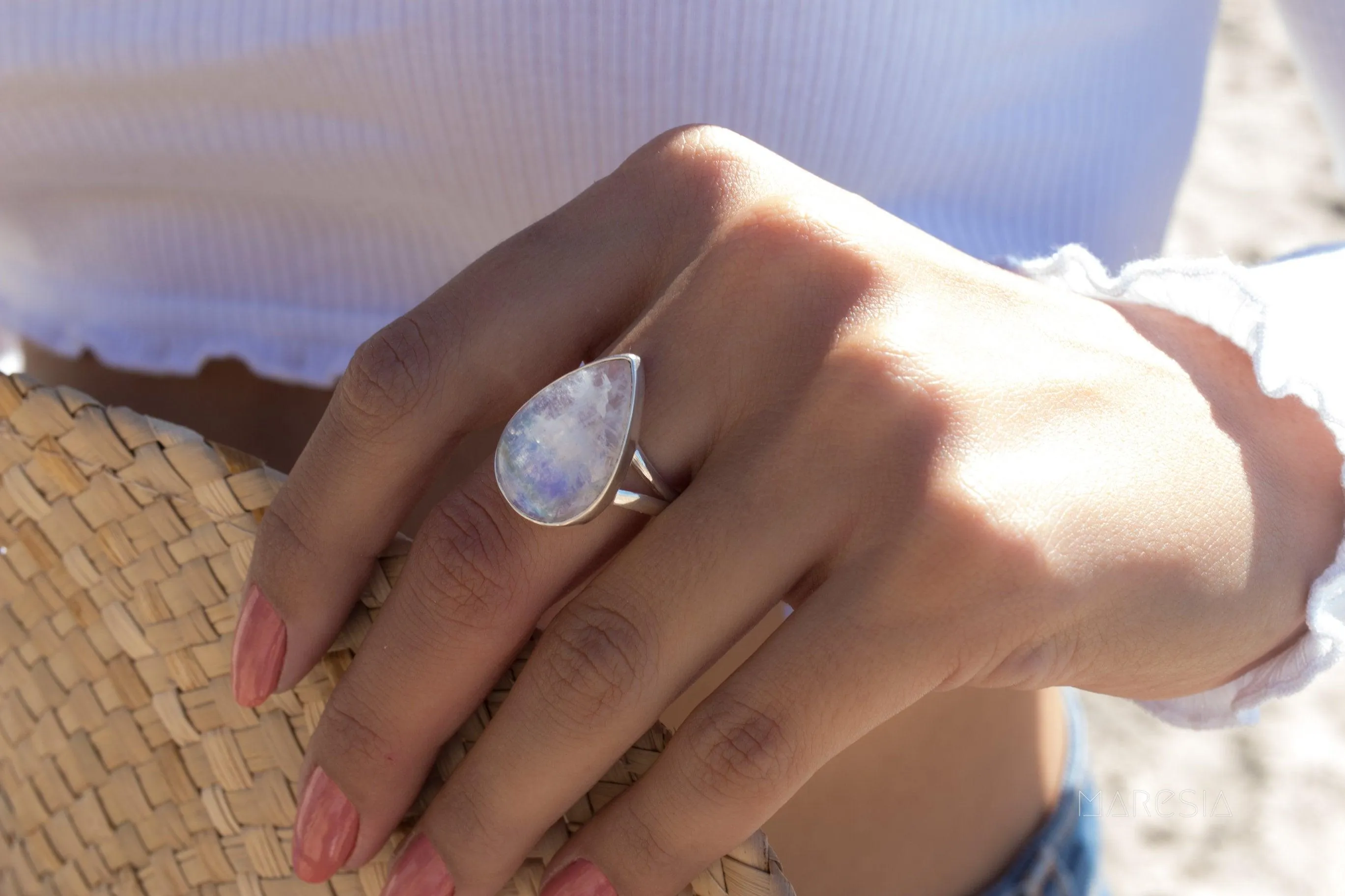 Moonstone Ring ~ Sterling Silver 925 ~MR273