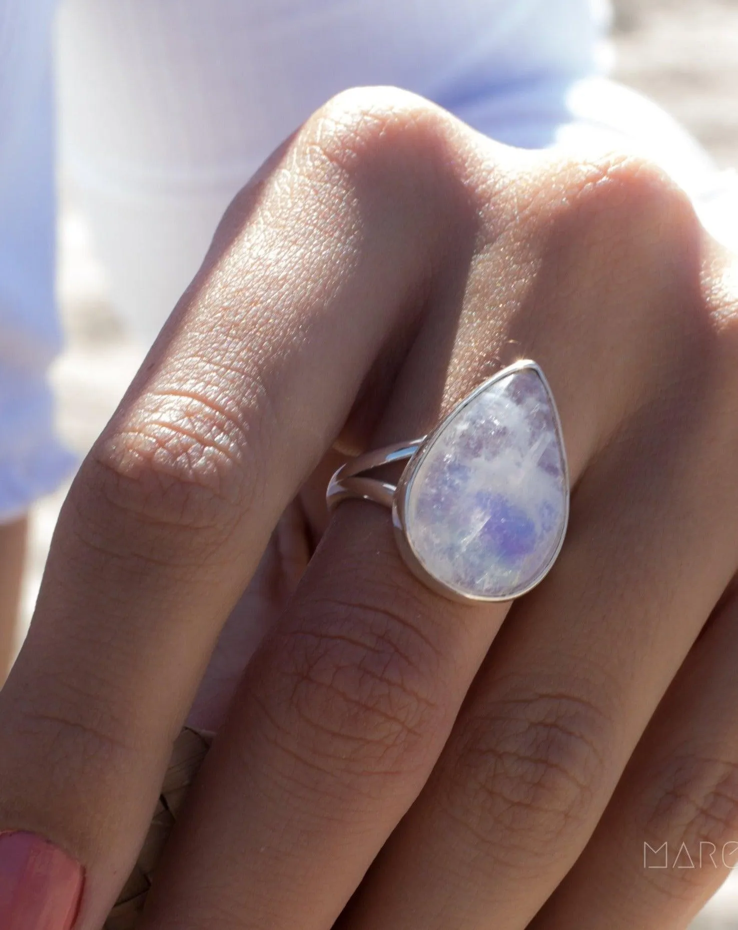 Moonstone Ring ~ Sterling Silver 925 ~MR273