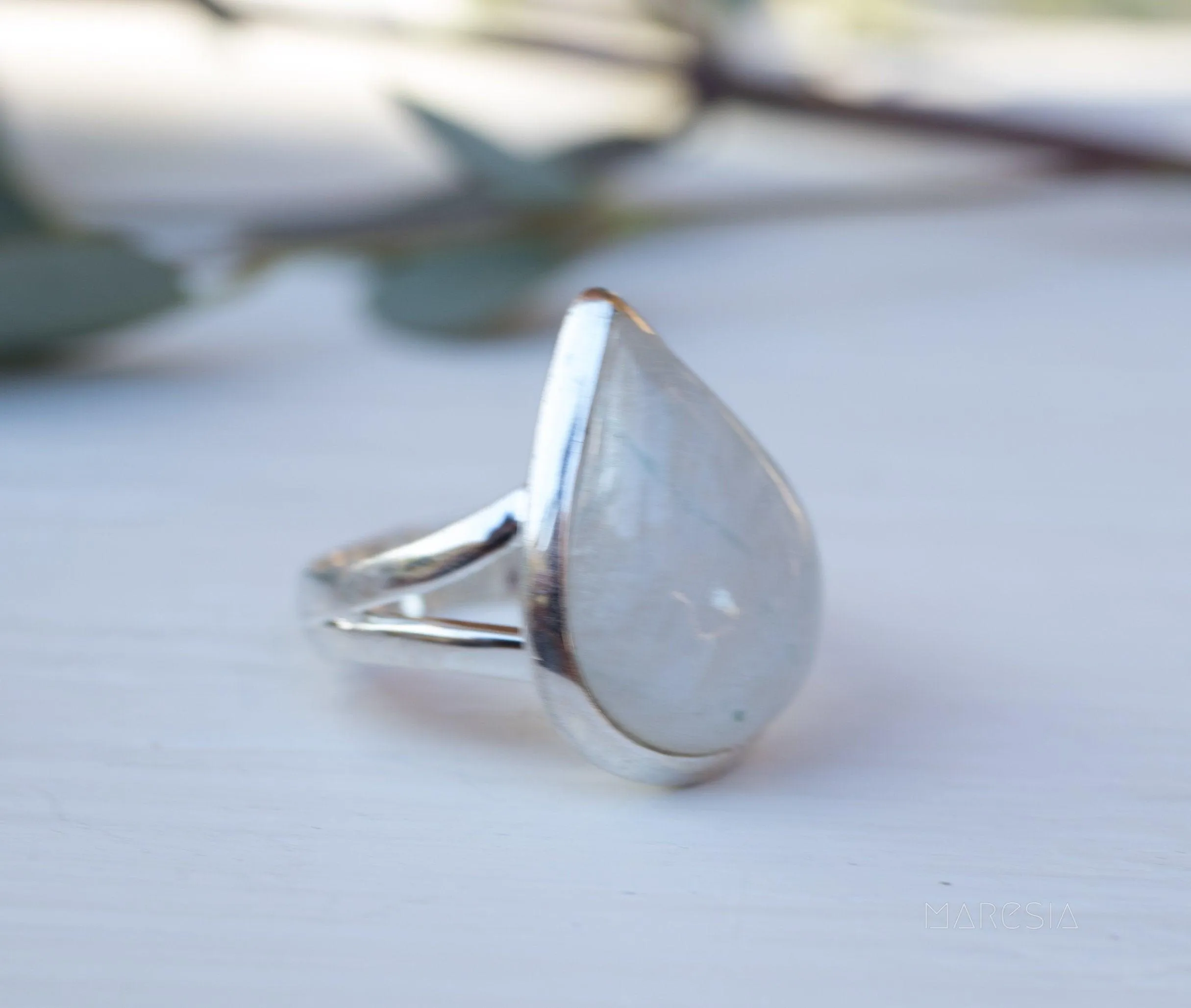 Moonstone Ring ~ Sterling Silver 925 ~MR273