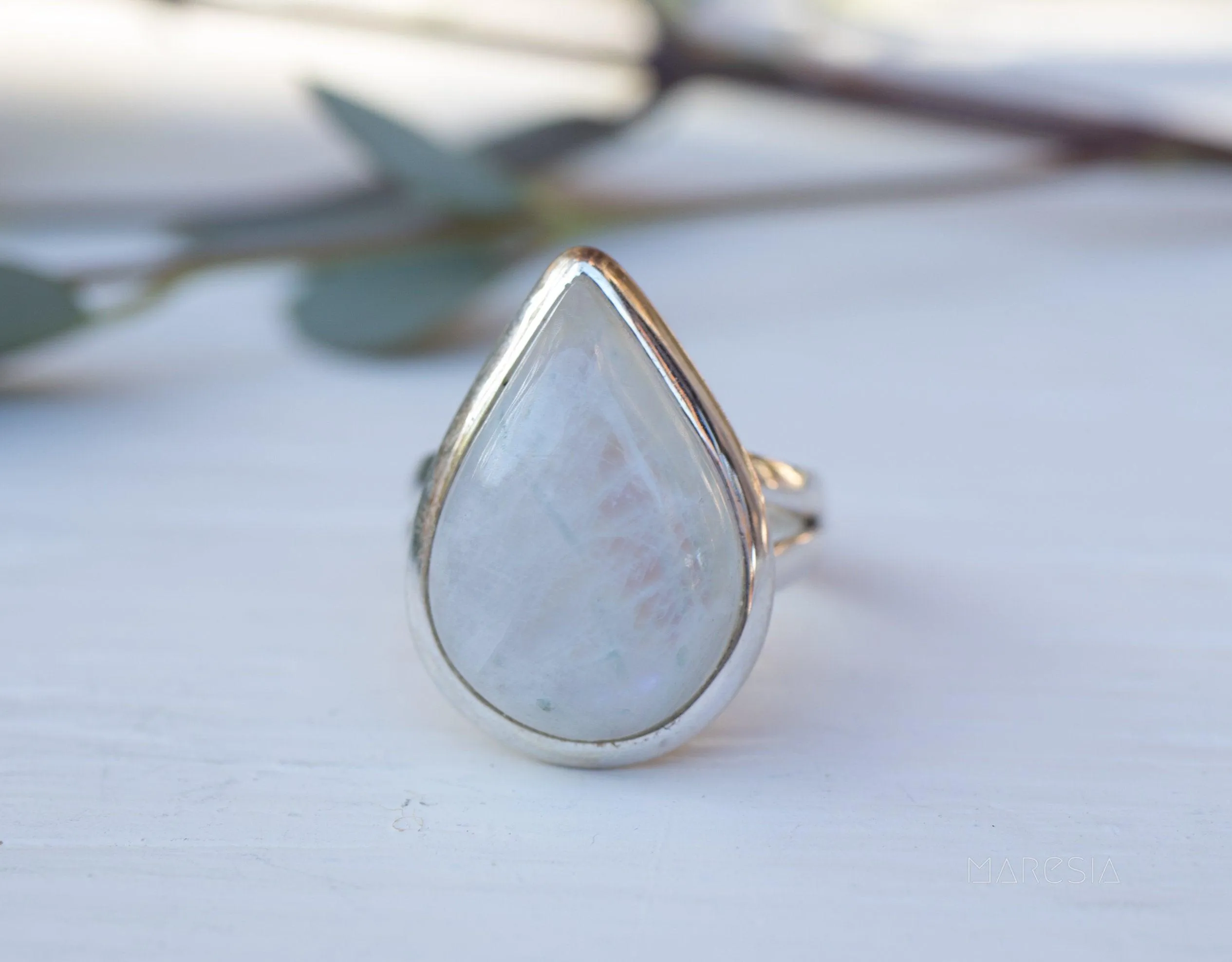 Moonstone Ring ~ Sterling Silver 925 ~MR273