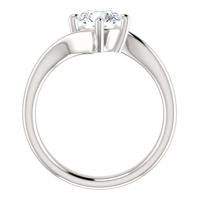 Round Solitaire Engagement Ring