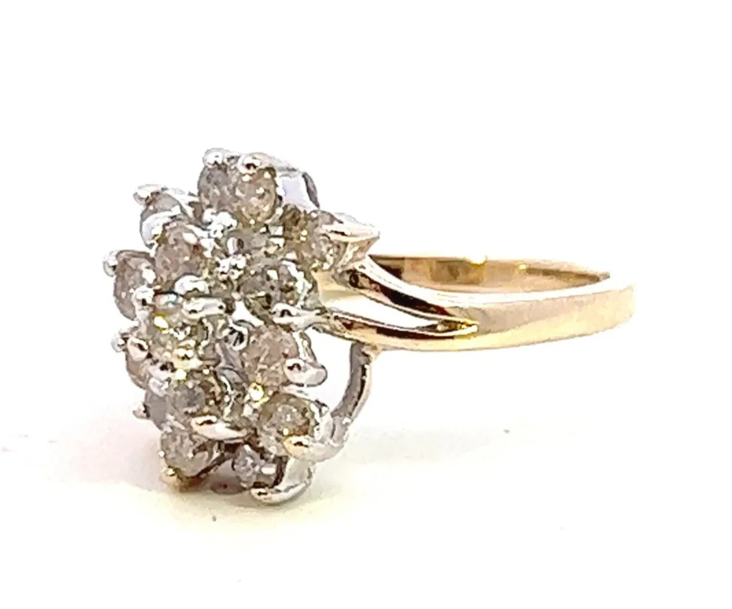 Stunning 10k Yellow Gold Diamond Ring - Perfect for Engagement Ring TDW 1.00ct