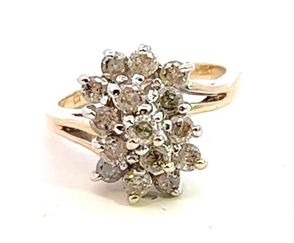 Stunning 10k Yellow Gold Diamond Ring - Perfect for Engagement Ring TDW 1.00ct