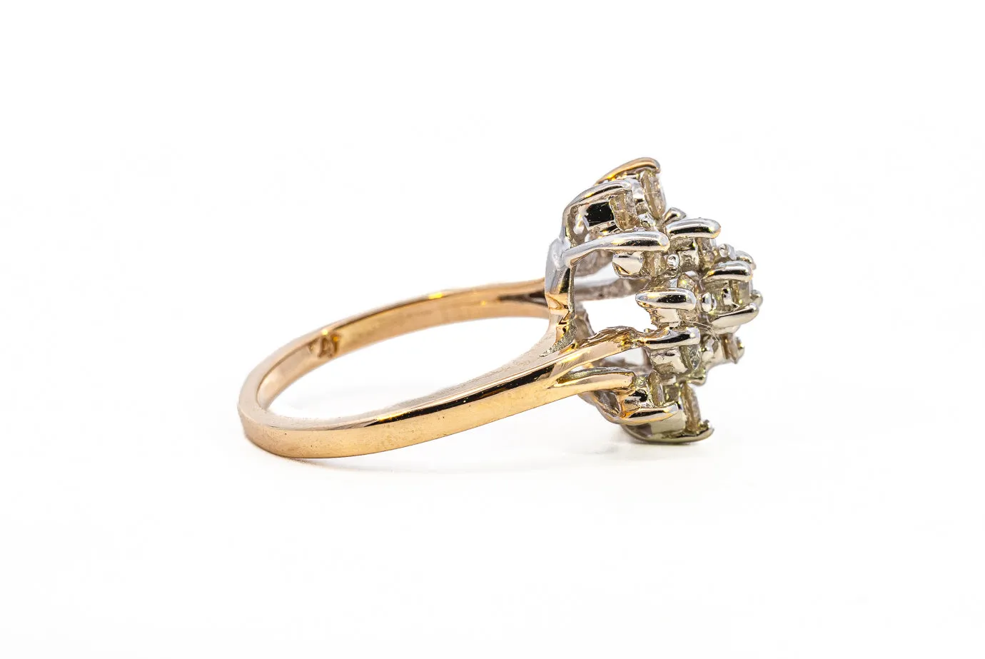 Stunning 10k Yellow Gold Diamond Ring - Perfect for Engagement Ring TDW 1.00ct