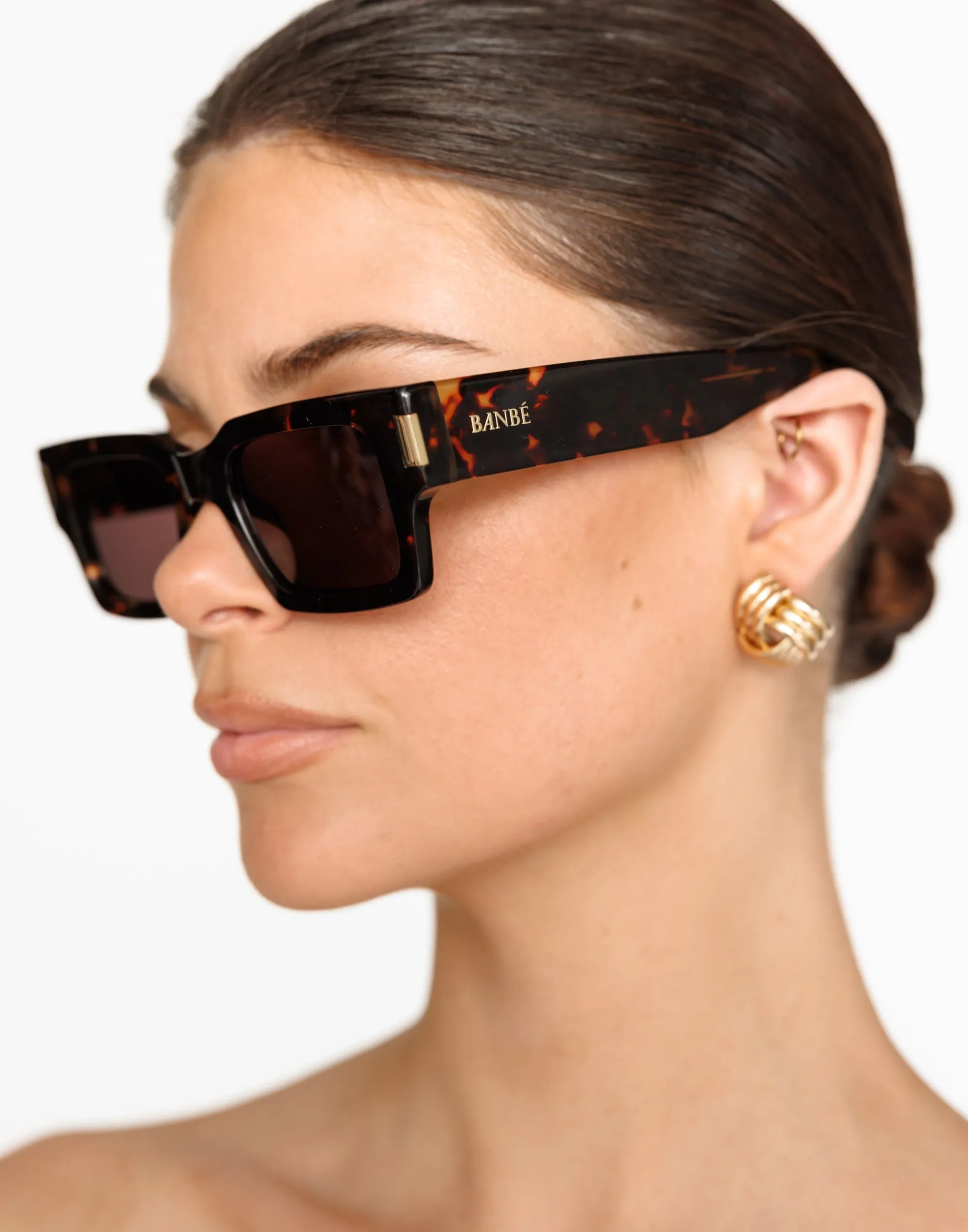 The Sara Sunglasses (Amber Tort) - By Banbé