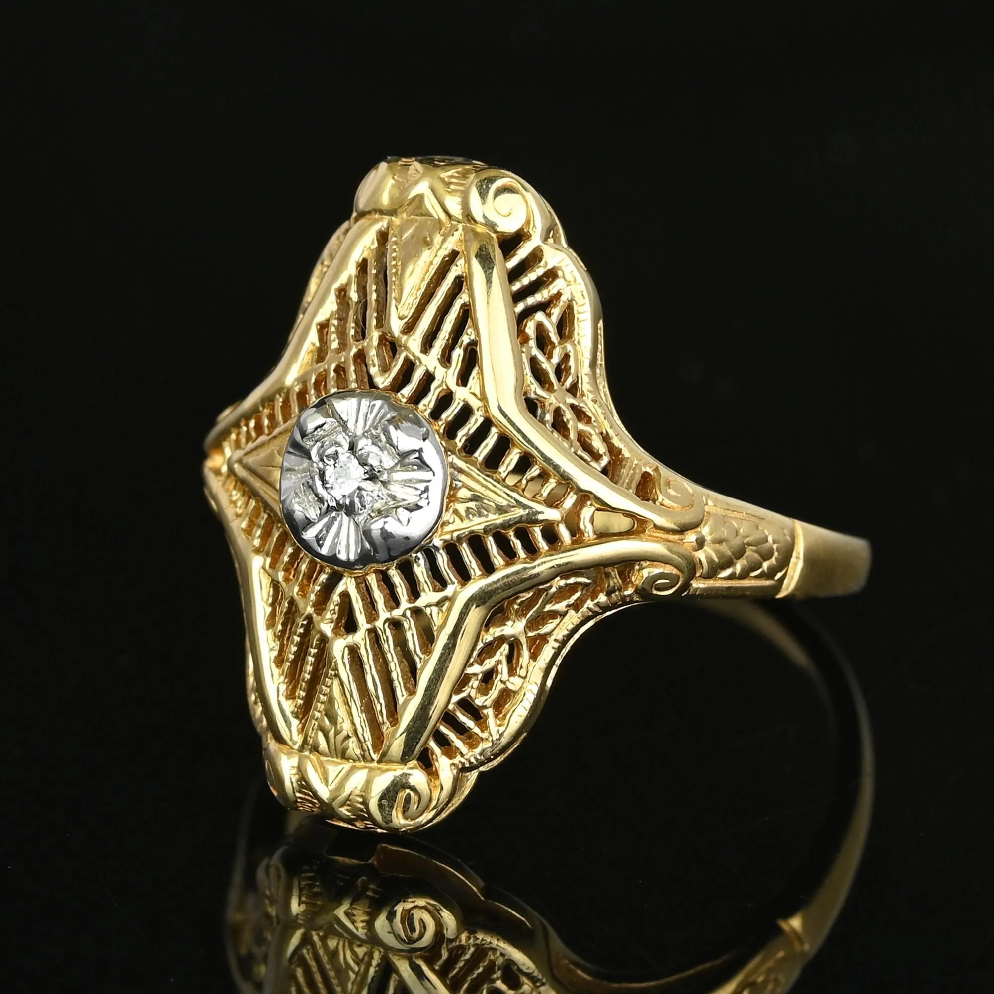 Vintage 10K Gold Floral Filigree Diamond Shield Ring