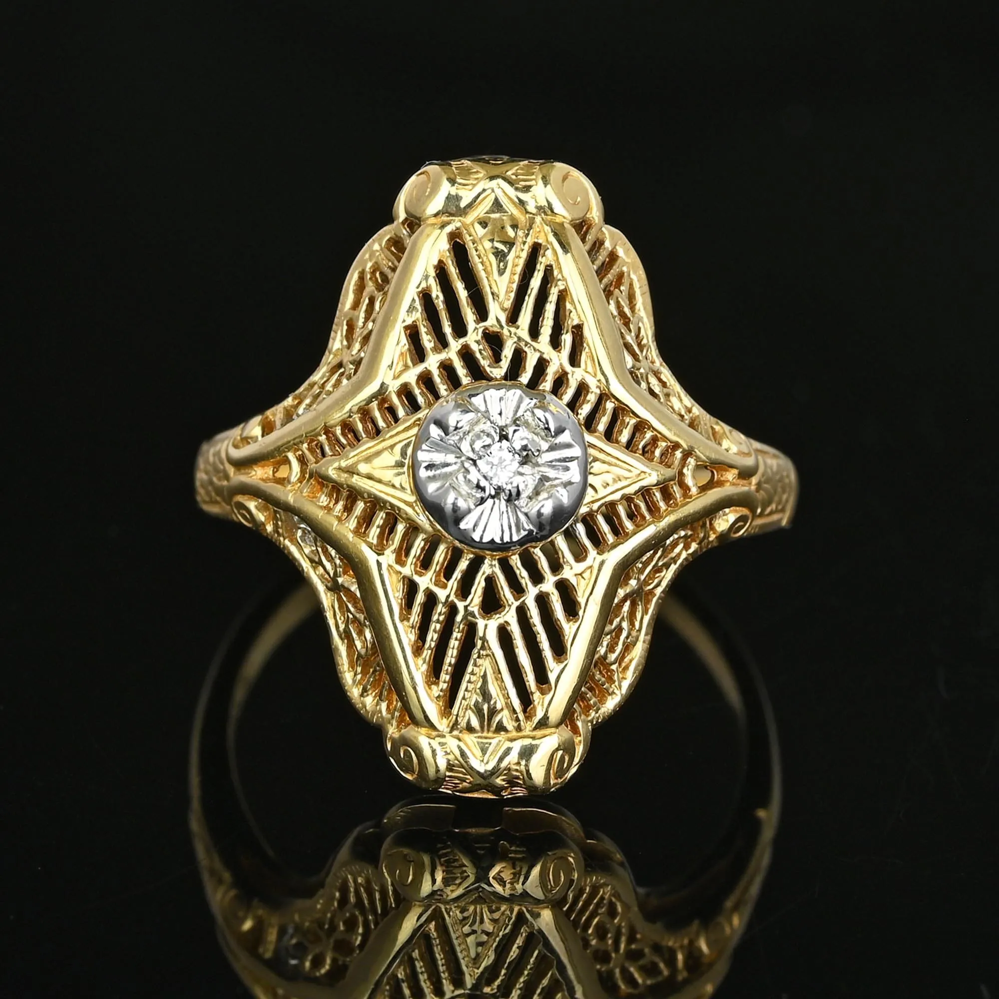 Vintage 10K Gold Floral Filigree Diamond Shield Ring