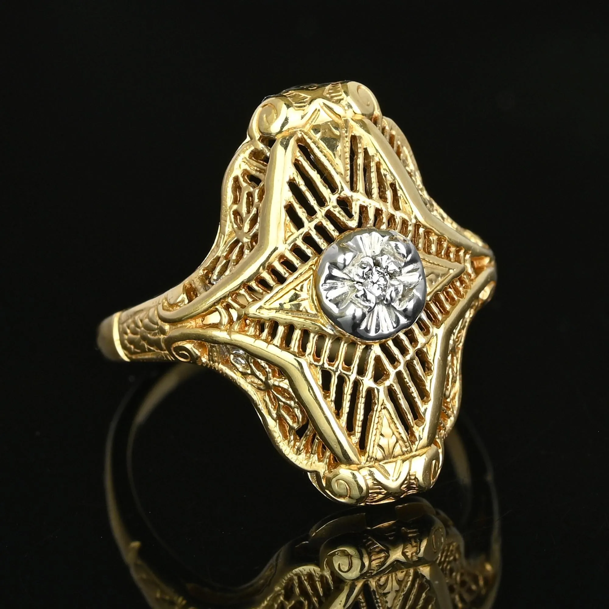 Vintage 10K Gold Floral Filigree Diamond Shield Ring